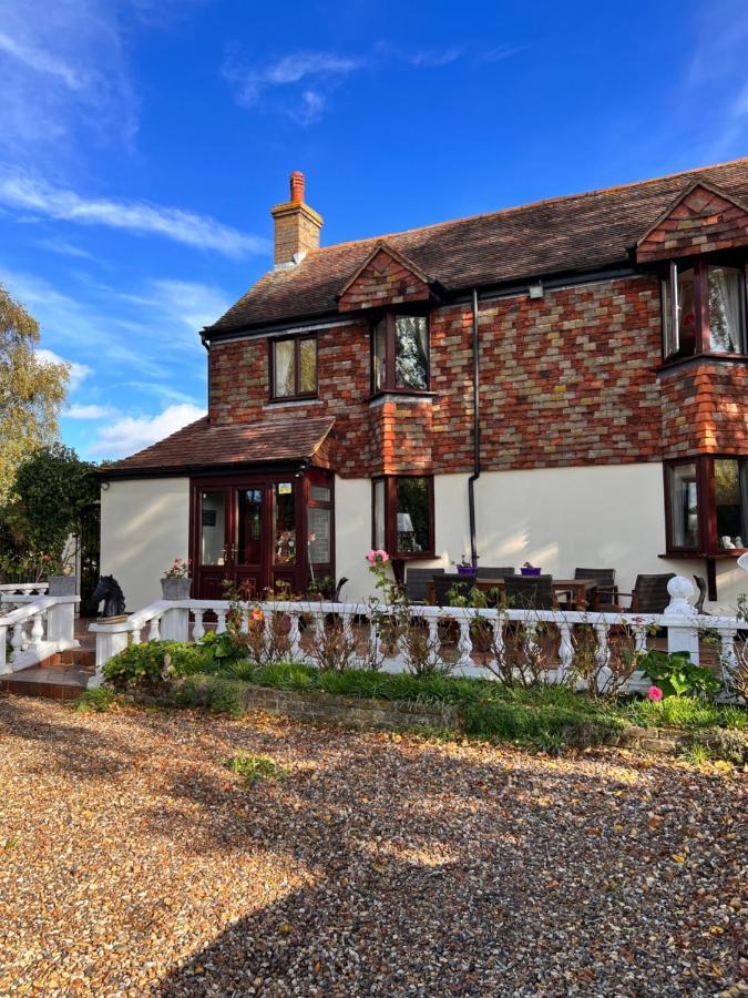 Reynolds Farm Guesthouse كانتربيري المظهر الخارجي الصورة
