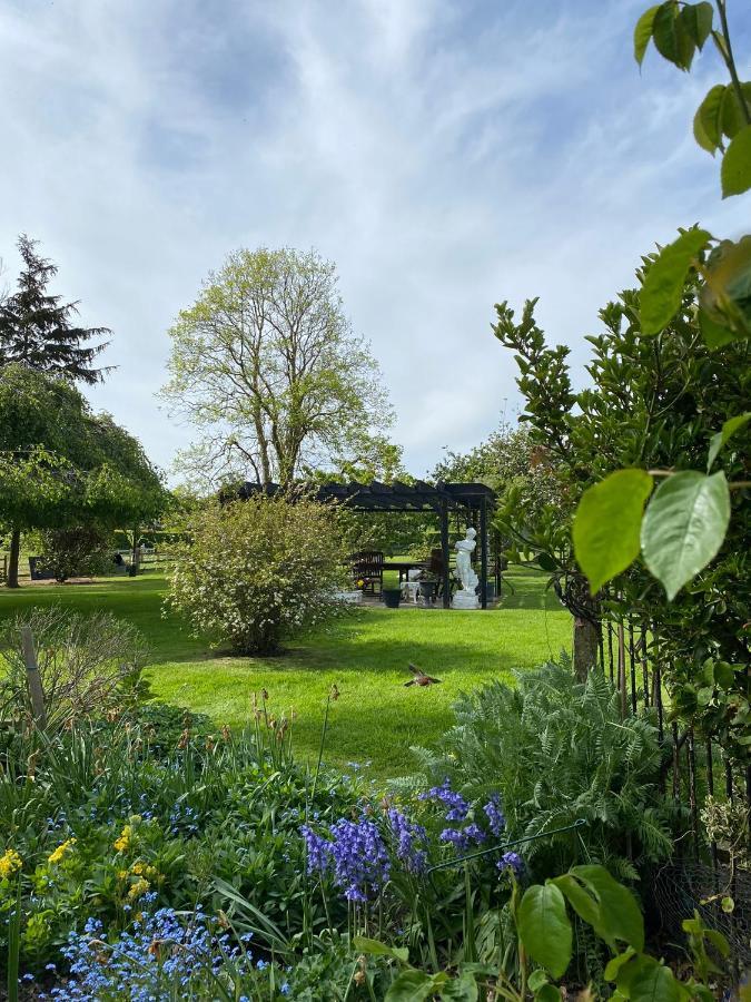 Reynolds Farm Guesthouse كانتربيري المظهر الخارجي الصورة